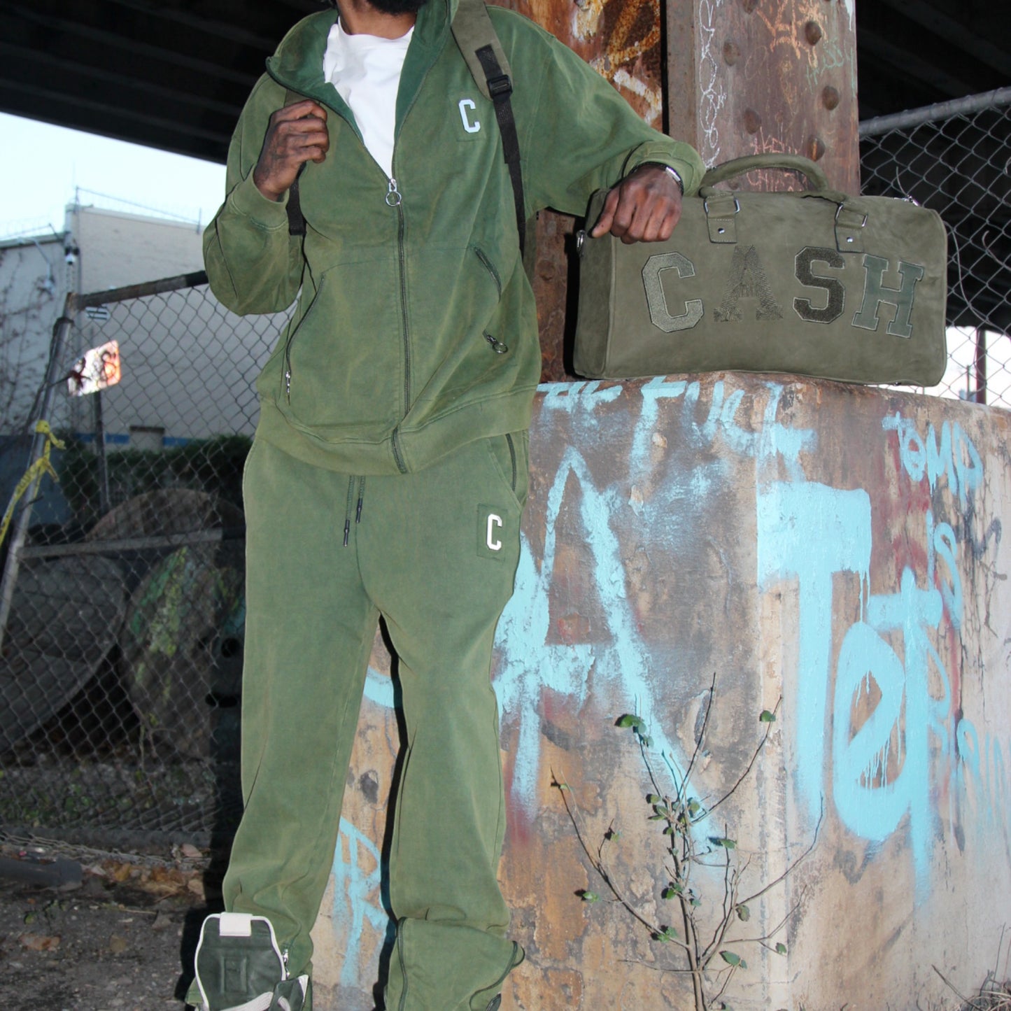 LEATHER NUBUCK DUFFLE BAG
