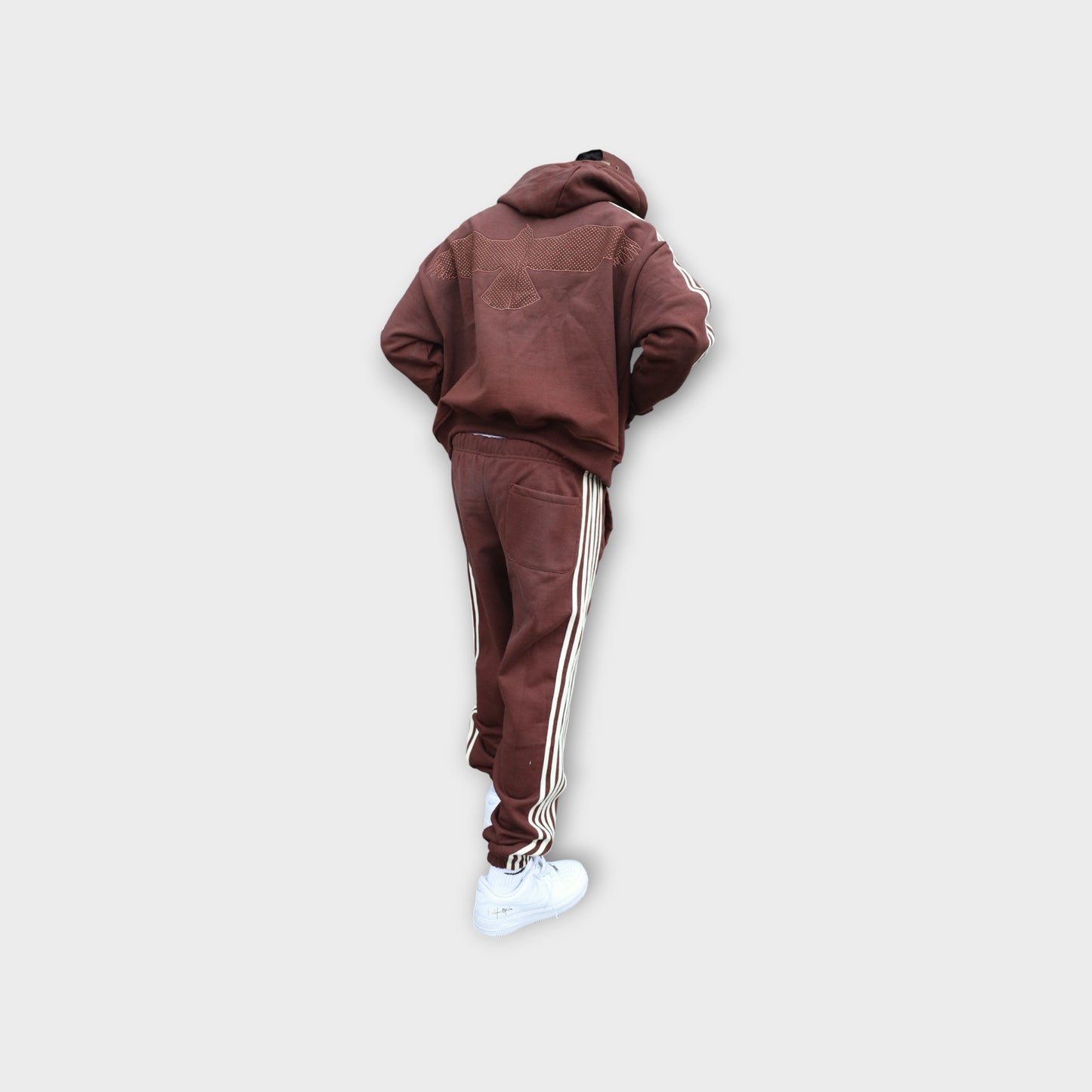 CASH TRACK SWEATSUIT : BROWN . OFF WHITE