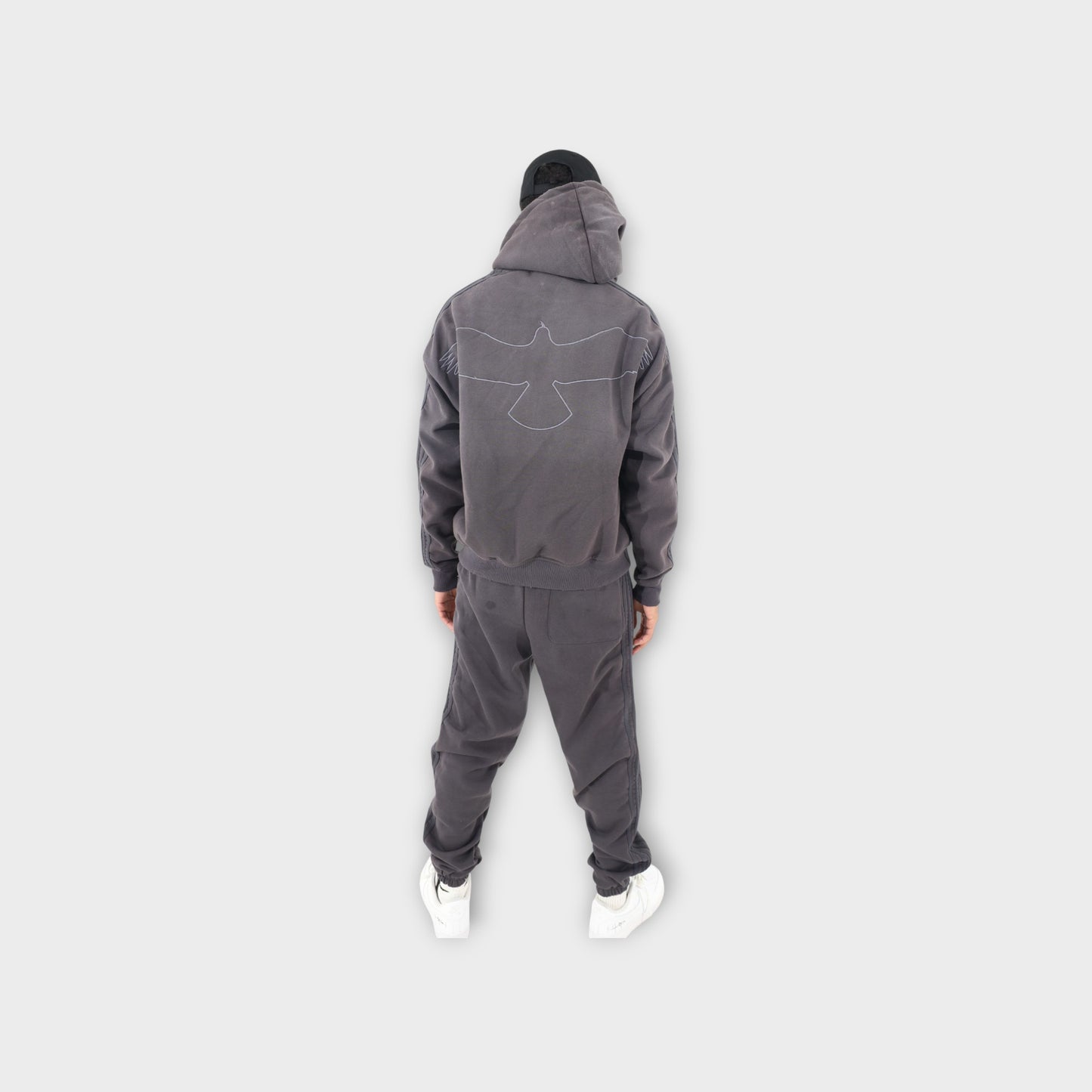 CASH TRACK SWEATSUIT : GREY . GREY