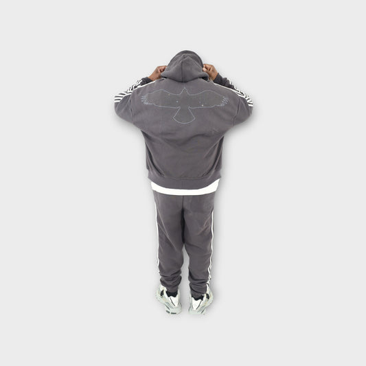CASH TRACK SWEATSUIT : GREY . WHITE