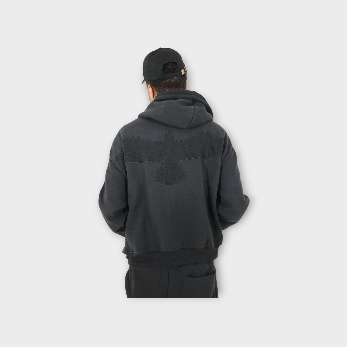 CASH TRACK SWEATSUIT : BLACK . WHITE