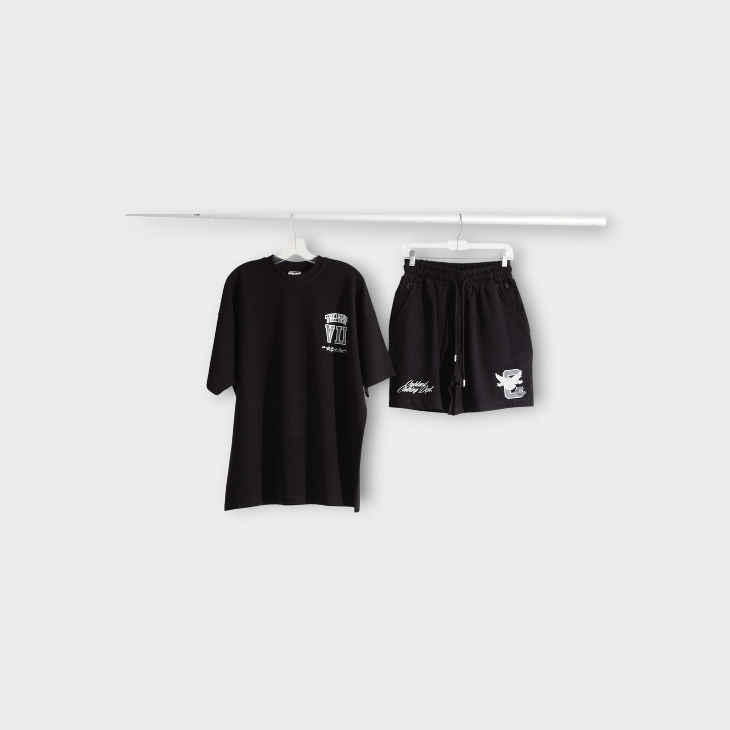 C-LAND Oversized SHORTS Black . Silver . White