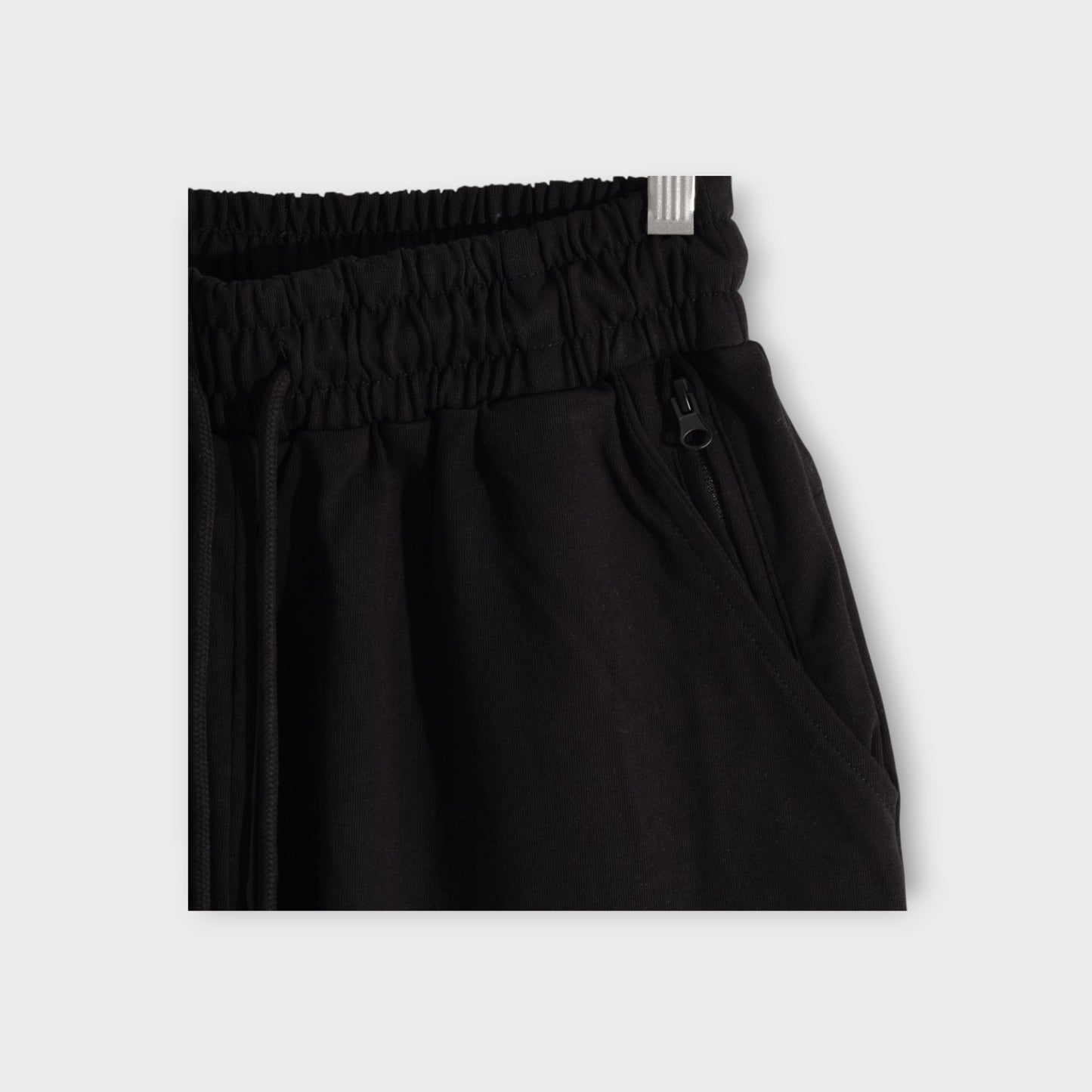 C-LAND Oversized SHORTS Black . Silver . White